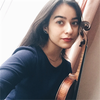 Нилуфер Рафаиловна