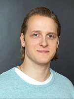 Сахаров Денис Алексеевич